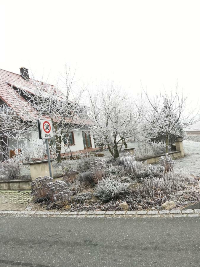 Ferienwohnung Eibenweg Gebsattel Esterno foto